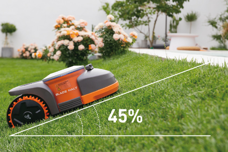 Robotická sekačka Navimow zvládne každý terén se sklonem až 45°.